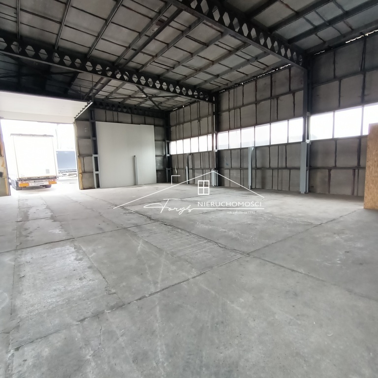 Powierzchnie magazynowe Przemyśl 250 m2 i 160m2. Podkarpackie. Przemyśl. Obiekty komercyjne na wynajem