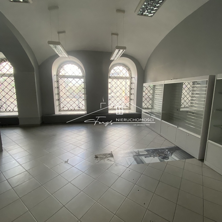 LOKAL DO WYNAJĘCIA W CENTRUM MIASTA. Podkarpackie. Przemyśl. Wynajem lokali komercyjnych