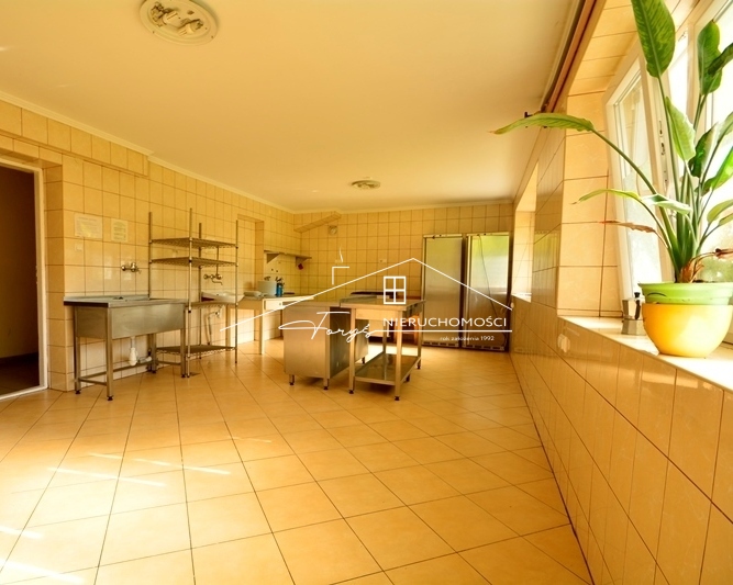 Duże gospodarstwo agroturystyczne pod Przemyślem do wynajęcia  idealne dla uchodźców lub turystyki