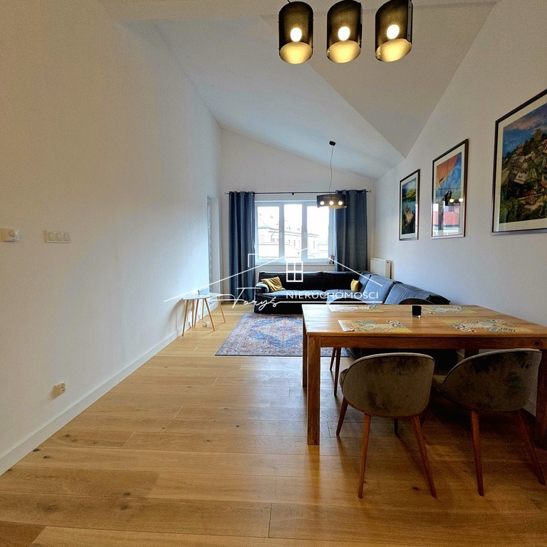 Stylowy apartament 68,89m na Starym Mieście w Przemyślu  Tatarska 4A, IV piętro, winda, loggia