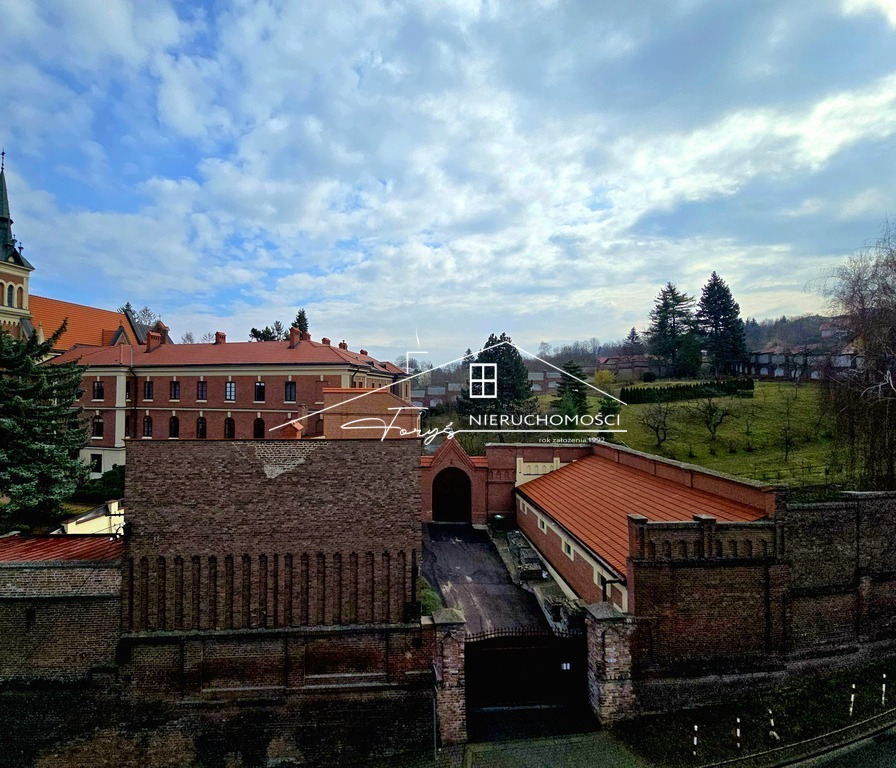 Stylowy apartament 68,89m na Starym Mieście w Przemyślu  Tatarska 4A, IV piętro, winda, loggia