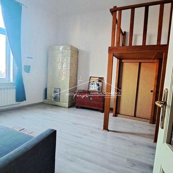 Apartament w zabytkowej kamienicy na Starym Mieście w Przemyślu  po remoncie, z widokiem na Dworzec PKP