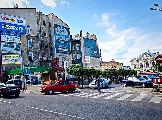 Apartament w zabytkowej kamienicy na Starym Mieście w Przemyślu  po remoncie, z widokiem na Dworzec PKP