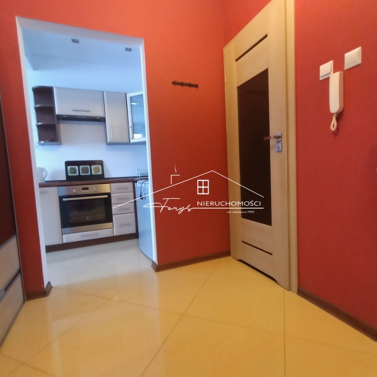 Atrakcyjny apartament 42,45m z miejscem postojowym i komórką lokatorską  Przemyśl, ul. Moniuszki