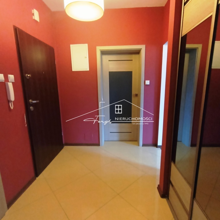 Atrakcyjny apartament 42,45m z miejscem postojowym i komórką lokatorską  Przemyśl, ul. Moniuszki