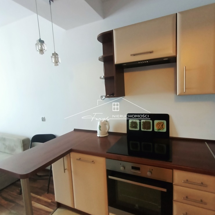 Atrakcyjny apartament 42,45m z miejscem postojowym i komórką lokatorską  Przemyśl, ul. Moniuszki