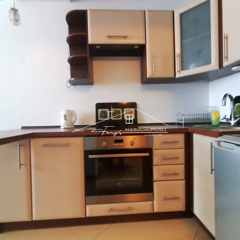 Atrakcyjny apartament 42,45m z miejscem postojowym i komórką lokatorską  Przemyśl, ul. Moniuszki
