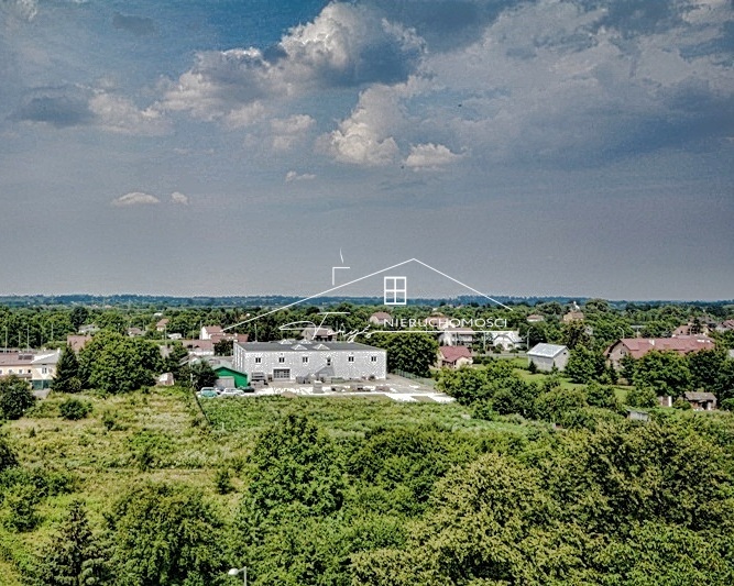 Biurowiec 1655 m na sprzedaż  Przemyśl, ul. Lwowska, przy obwodnicy i trasie do granicy