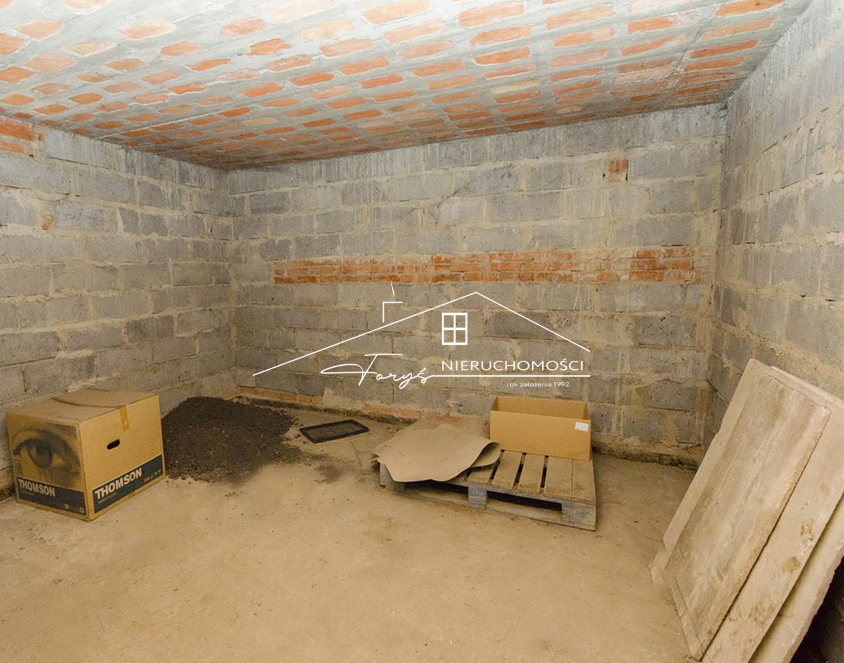 Dom jednorodzinny w stanie surowym zamkniętym na sprzedaż  Jarosław, ul. Przygrodzie, działka 9,56a