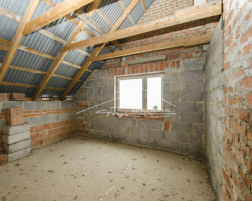 Dom jednorodzinny w stanie surowym zamkniętym na sprzedaż  Jarosław, ul. Przygrodzie, działka 9,56a