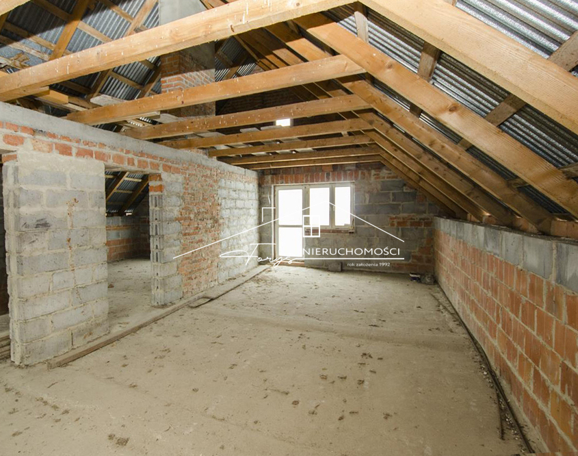 Dom jednorodzinny w stanie surowym zamkniętym na sprzedaż  Jarosław, ul. Przygrodzie, działka 9,56a