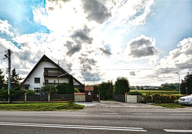 Komfortowy dom 350m po generalnym remoncie w Ostrowie k. Przemyśla  wysoki standard, ogród, fotowoltaika