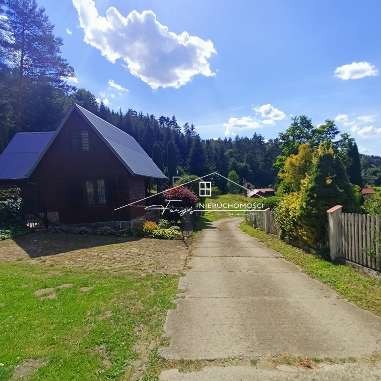 Całoroczny dom z tarasem na strzeżonym osiedlu w Krasicach  idealny do zamieszkania lub wynajmu
