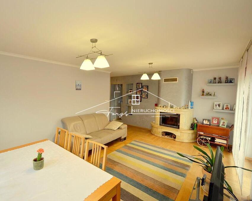 Dom z warsztatem samochodowym na sprzedaż  Jarosław, ul. Racławicka, umeblowany, gotowy do zamieszkania