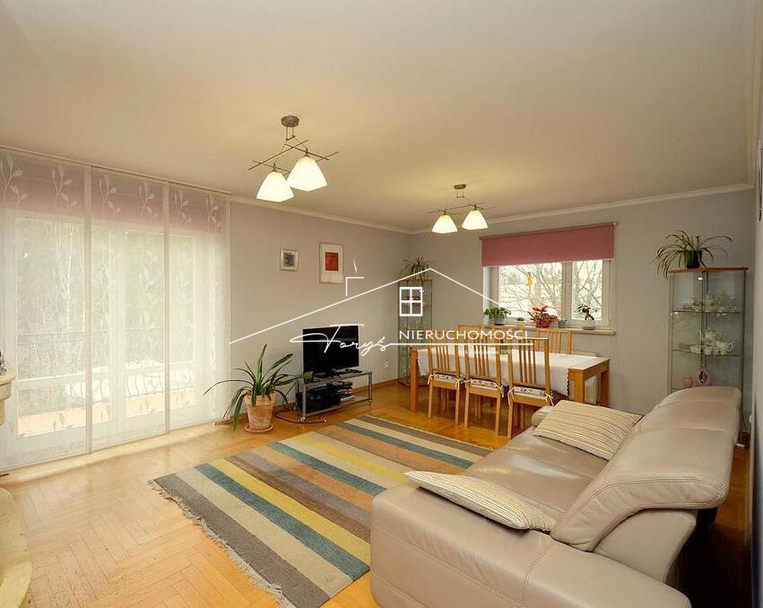 Dom z warsztatem samochodowym na sprzedaż  Jarosław, ul. Racławicka, umeblowany, gotowy do zamieszkania