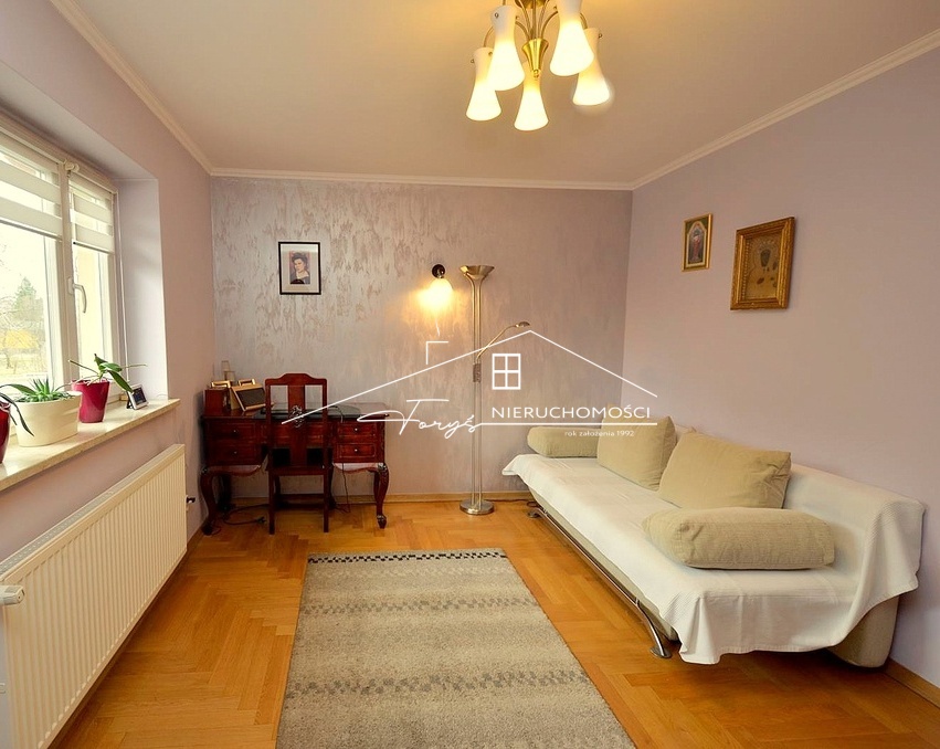 Dom z warsztatem samochodowym na sprzedaż  Jarosław, ul. Racławicka, umeblowany, gotowy do zamieszkania