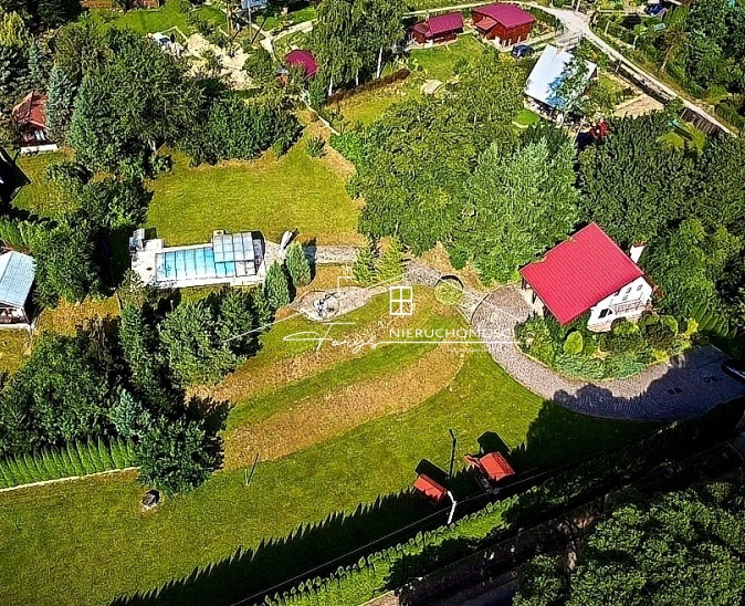 Olszany  letniskowy dom z basenem i dużą działką w malowniczej Dolinie Sanu