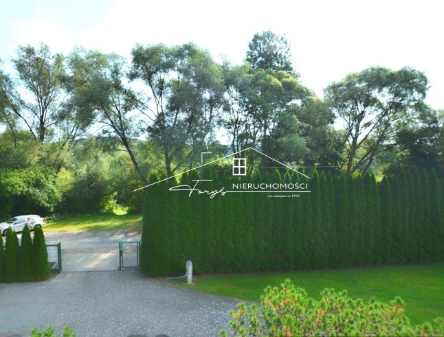 Olszany  letniskowy dom z basenem i dużą działką w malowniczej Dolinie Sanu