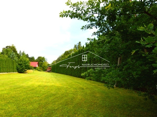 Olszany  letniskowy dom z basenem i dużą działką w malowniczej Dolinie Sanu