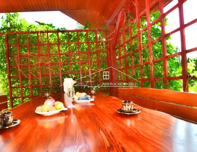 Olszany  letniskowy dom z basenem i dużą działką w malowniczej Dolinie Sanu