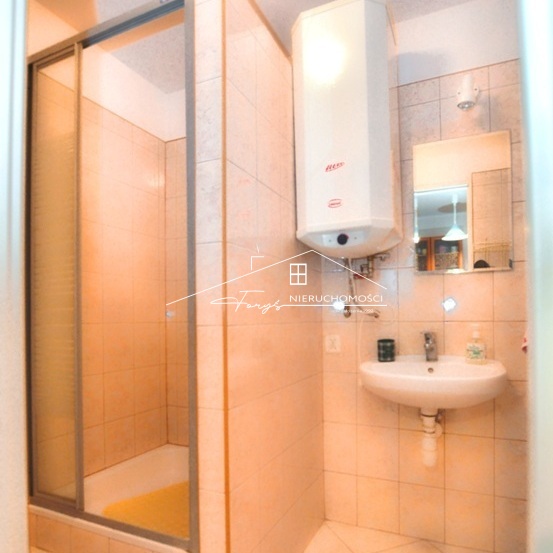 Olszany  letniskowy dom z basenem i dużą działką w malowniczej Dolinie Sanu