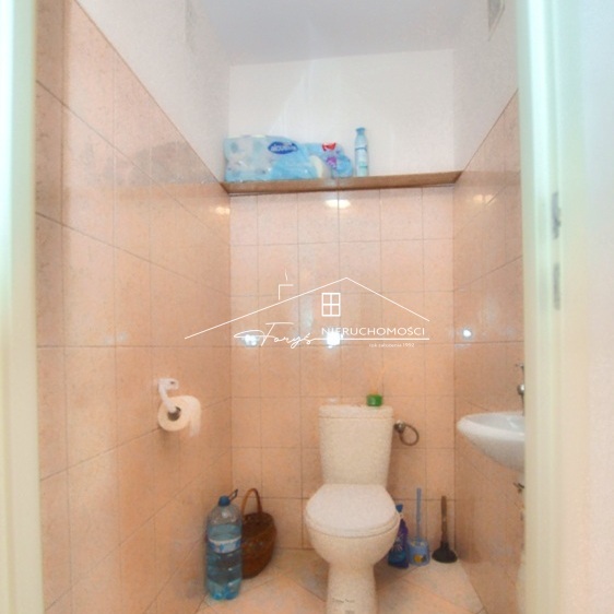 Olszany  letniskowy dom z basenem i dużą działką w malowniczej Dolinie Sanu