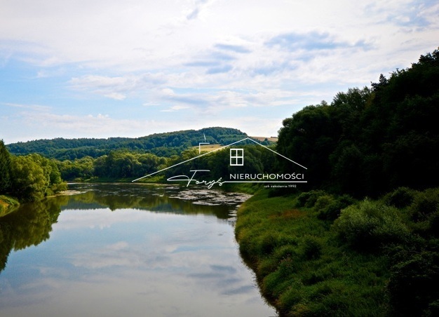 Olszany  letniskowy dom z basenem i dużą działką w malowniczej Dolinie Sanu