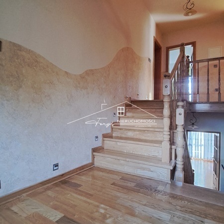 Dom wolnostojący 155m na dużej działce w Malawie  cisza, zieleń i potencjał