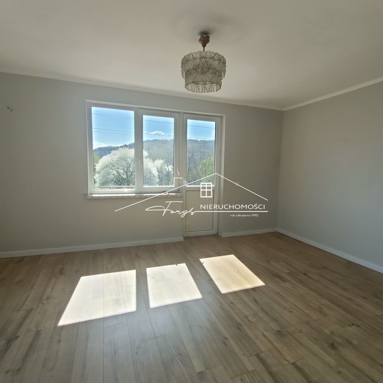 Dom wolnostojący z garażem i budynkiem gospodarczym  Ostrów k. Przemyśla, 183m, 3 działki