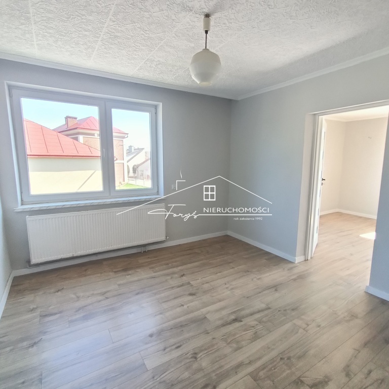 Dom wolnostojący z garażem i budynkiem gospodarczym  Ostrów k. Przemyśla, 183m, 3 działki