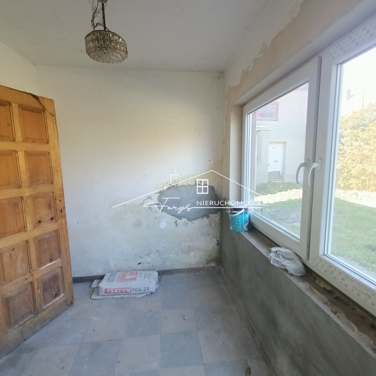 Dom wolnostojący z garażem i budynkiem gospodarczym  Ostrów k. Przemyśla, 183m, 3 działki