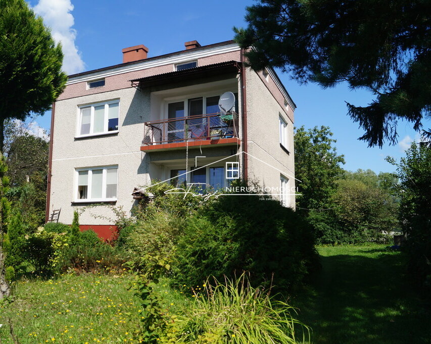 Na sprzedaż dom z budynkiem gospodarczym na pięknej 42-arowej działce  Stary Dzików, pow. lubaczowski