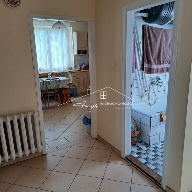 Na sprzedaż dom z budynkiem gospodarczym na pięknej 42-arowej działce  Stary Dzików, pow. lubaczowski