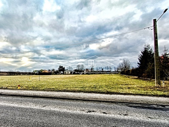 Uzbrojona działka budowlana z WZ w Buszkowiczkach  świetna lokalizacja i dojazd