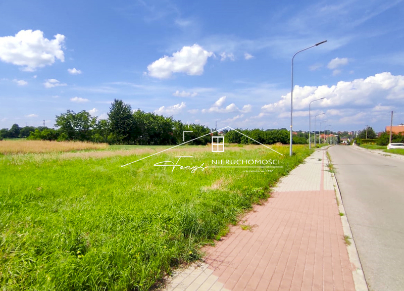 Działka budowlana 11,92 a w Jarosławiu przy ul. Łączności  media na działce, MPZP