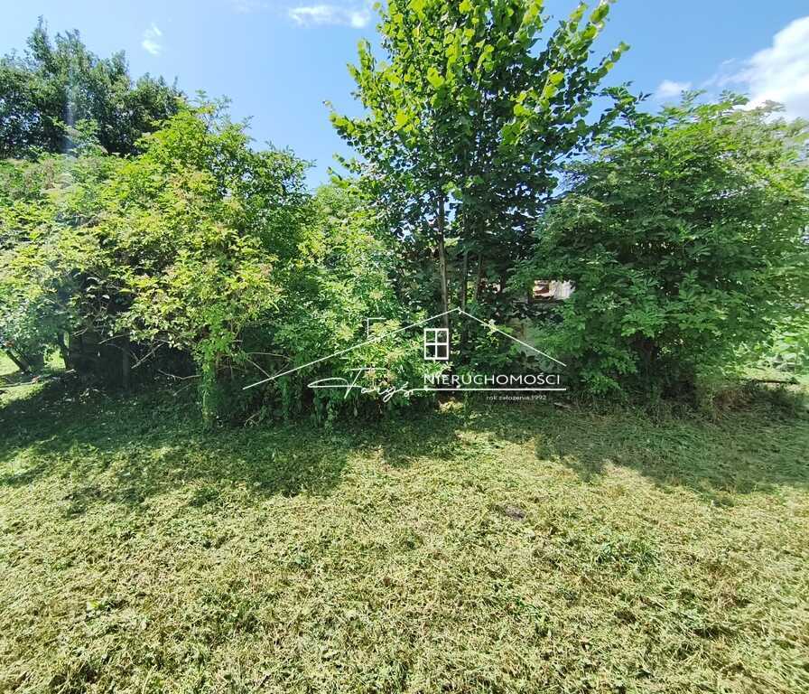 Działka budowlana z nadanym numerem domu – łatwość dalszych formalności.