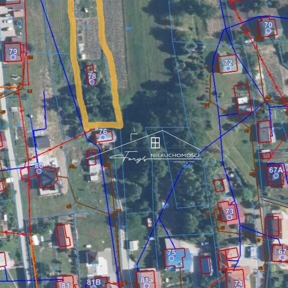 Dogodny dojazd zapewnia komfort codziennego użytkowania nieruchomości.