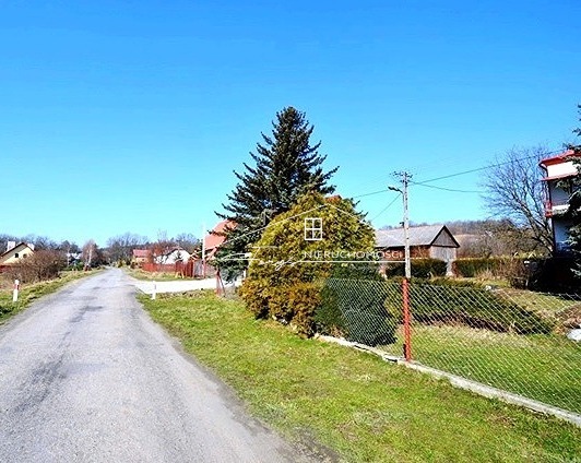 Buszkowice  działka budowlana 20 arów z widokiem na Przemyśl, blisko rzeki San