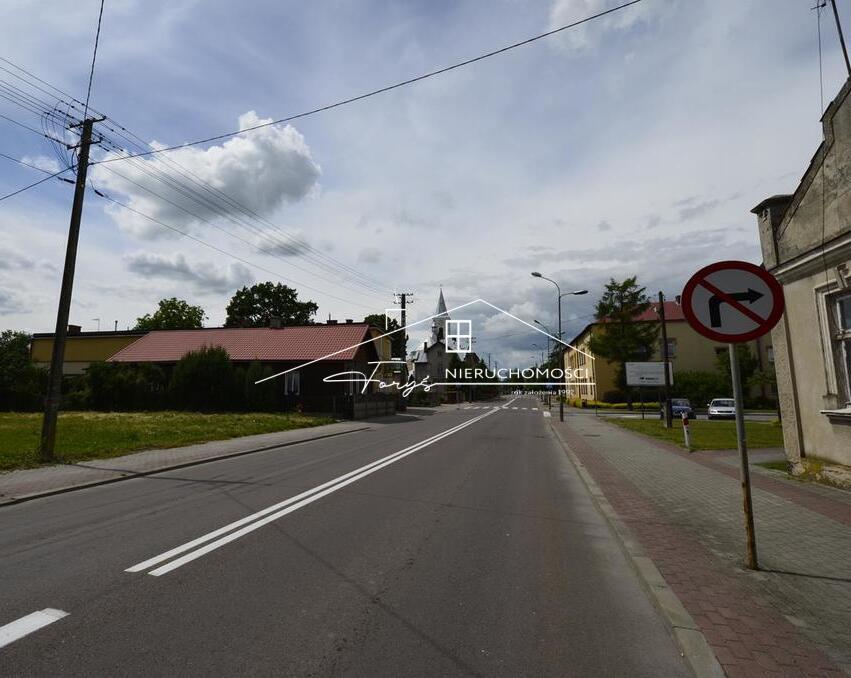 Działka 56 arów w centrum Cieszanowa z dostępem do rzeki  na sprzedaż