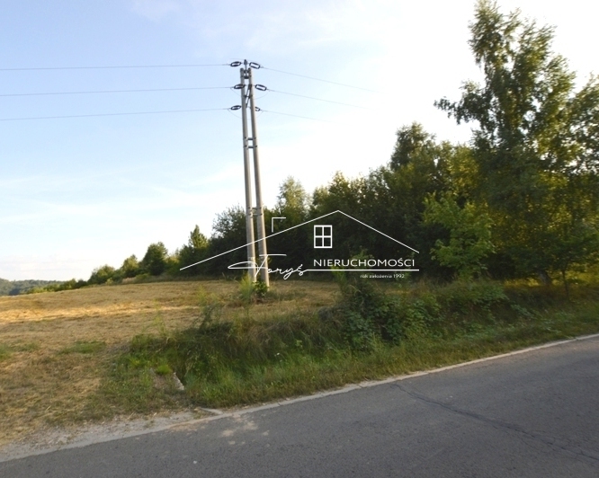 Teren RIVB z potencjałem pod nowoczesne osiedle i usługi lokalne.