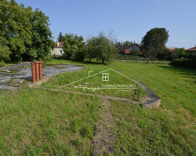 Działka 1,01ha z fundamentem i projektem domu na sprzedaż  Sobiecin