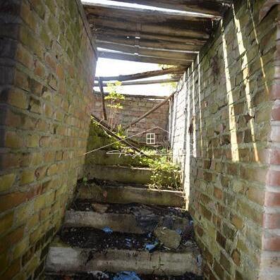 Docenisz wymiary 160x68 m, idealne dla komfortowej zabudowy i ogrodu.