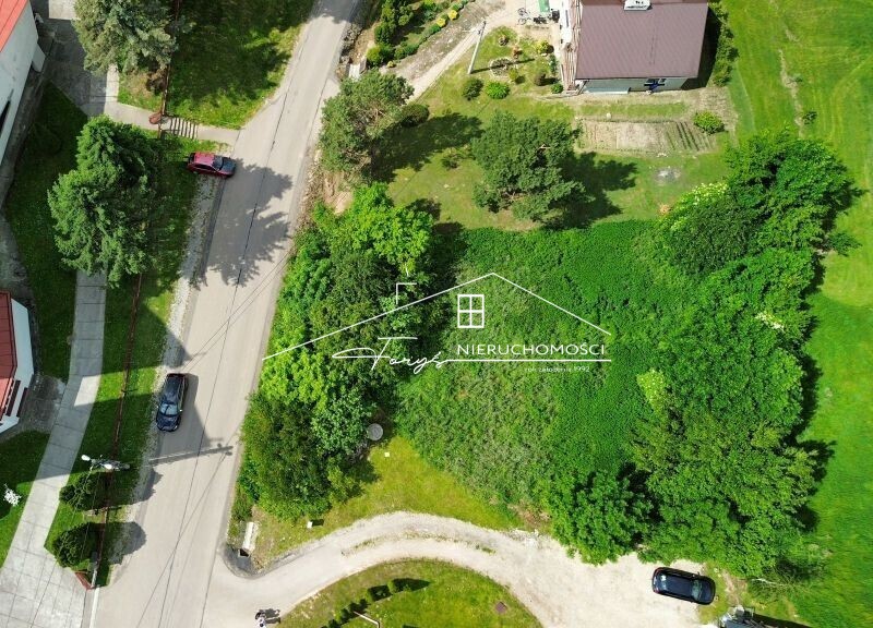 Działka budowlana 8 arów na sprzedaż  Ujkowice k. Przemyśla, spokojna okolica