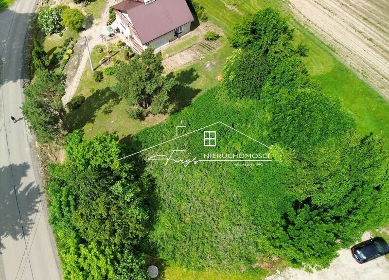 Działka budowlana 8 arów na sprzedaż  Ujkowice k. Przemyśla, spokojna okolica