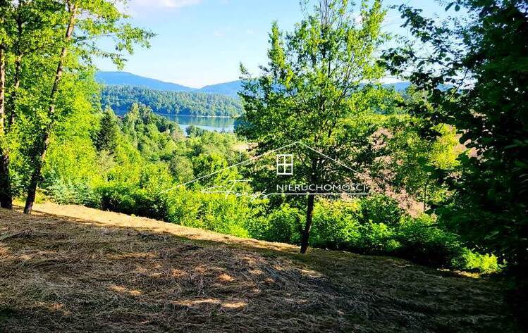 Możliwość zabudowy dwóch mniejszych domków lub jednego większego.