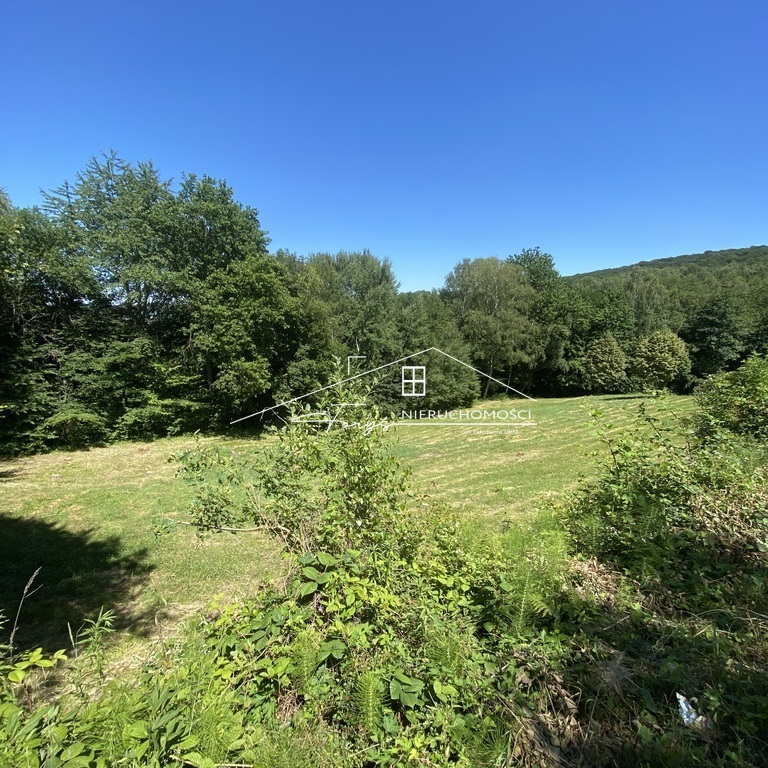 Zainwestuj w ziemię w cenionej i perspektywicznej lokalizacji.