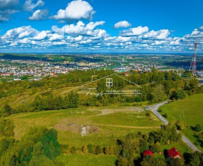 Działki inwestycyjne z MPZP w Przemyślu przy ul. Pasteura  2,43 ha z widokiem na miasto i Bieszczady