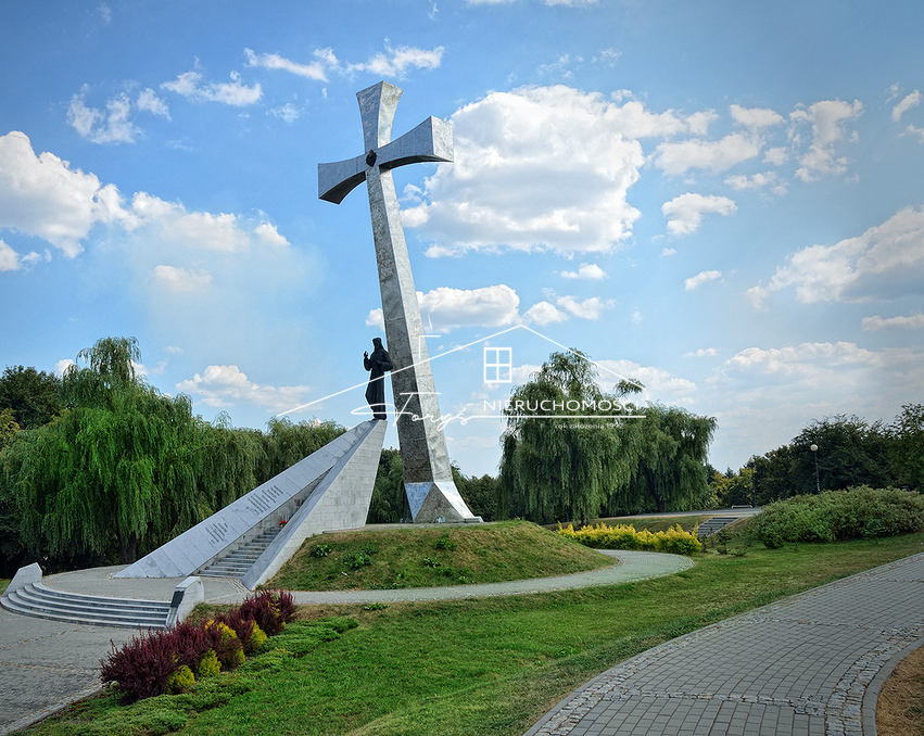 Działki inwestycyjne z MPZP w Przemyślu przy ul. Pasteura  2,43 ha z widokiem na miasto i Bieszczady