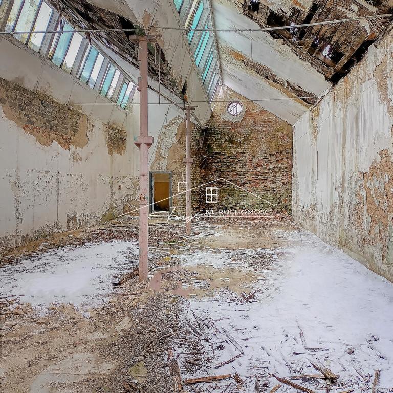 Teren inwestycyjny 9919m w centrum Kamiennej Góry  dawna tkalnia jedwabiu Floreta