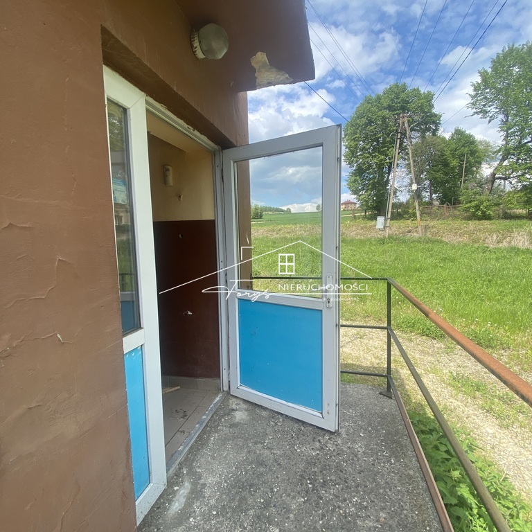 Budynek handlowy z potencjałem mieszkalnousługowym na sprzedaż  Śliwnica, gm. Dubiecko